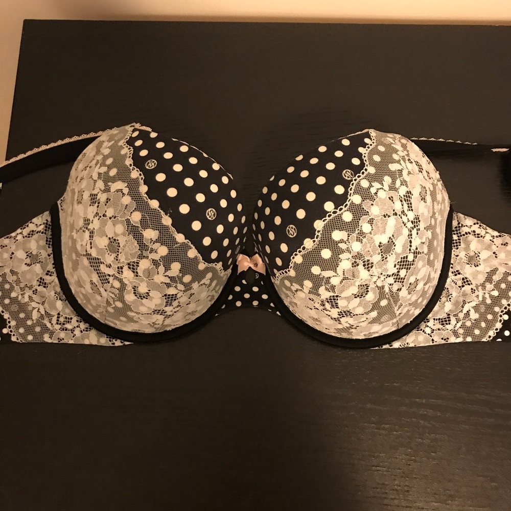 36DDD Dotted Body by Victoria Perfect Shape Bra